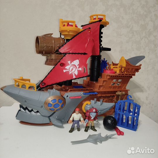 Пиратский корабль Imaginext