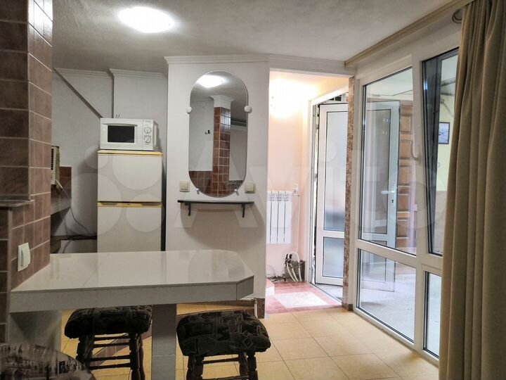 Дом 25 м² на участке 1 сот.