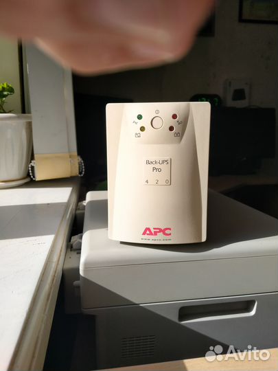 Ибп APC Back UPS Pro 420