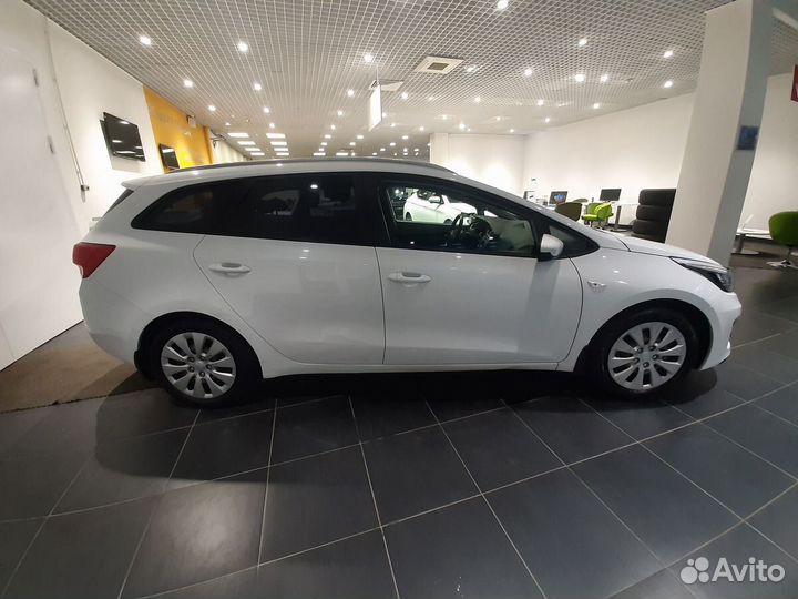 Kia Ceed 1.6 AT, 2018, 107 000 км