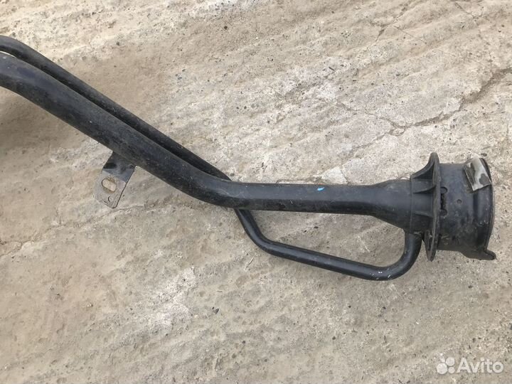 Mazda 3 BL Заливная горловина бака б/у