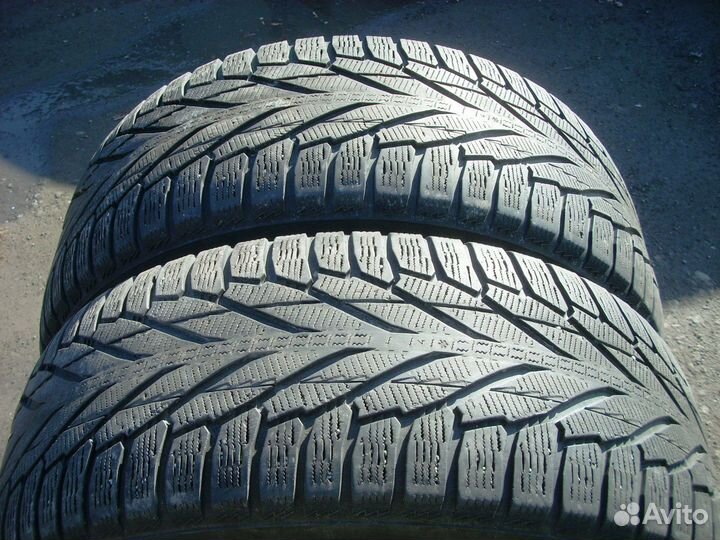 Nokian Tyres Hakkapeliitta R2 SUV 285/60 R18 116R