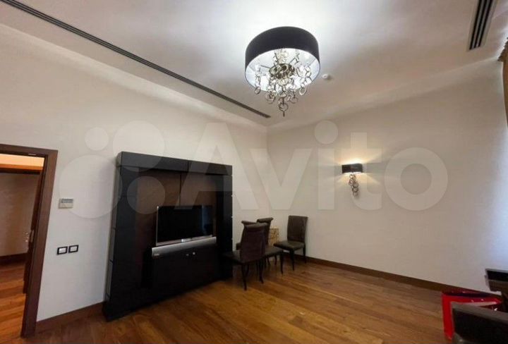 Продажа особняка 3300 м2