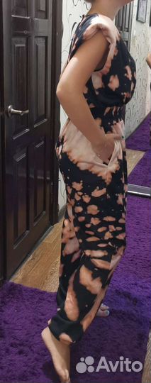 Комбинезон женский нарядный,плотная ткань