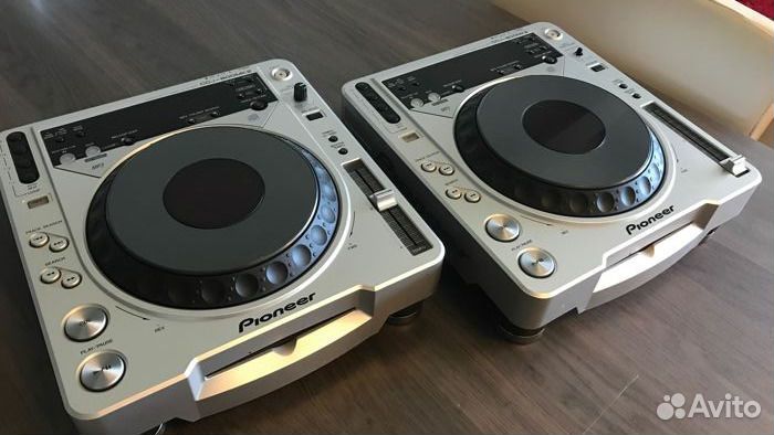 Проигрыватели Pioneer CDJ 800 MK2 - комплект 2 шт