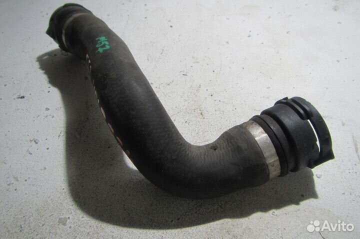 Патрубок системы охлаждения