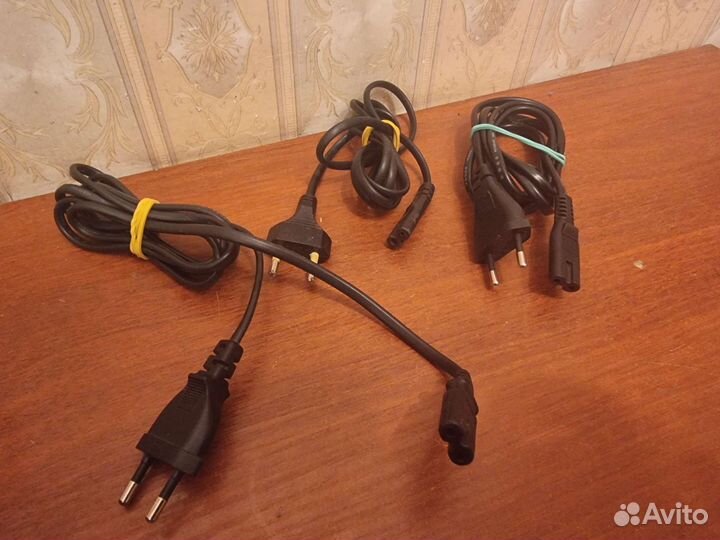 Кабель сетевой восьмёрка вилка 1.5м