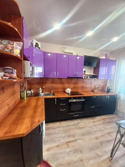 2-к. квартира, 56 м², 3/3 эт.