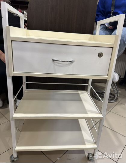 Тележка косметологическая