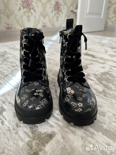 Ботинки на девочку