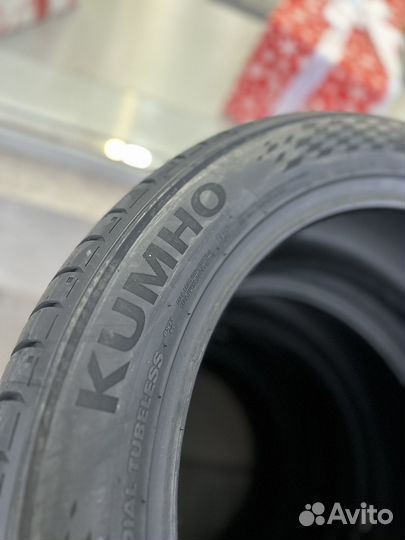 Kumho Ecsta PS71 225/45 R17 94W