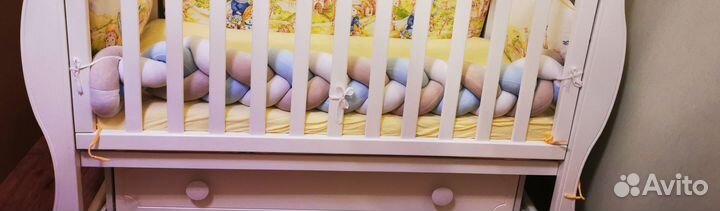 Бортики в кроватку 2 комплекта и косичка