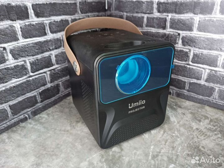 Мини проектор umiio