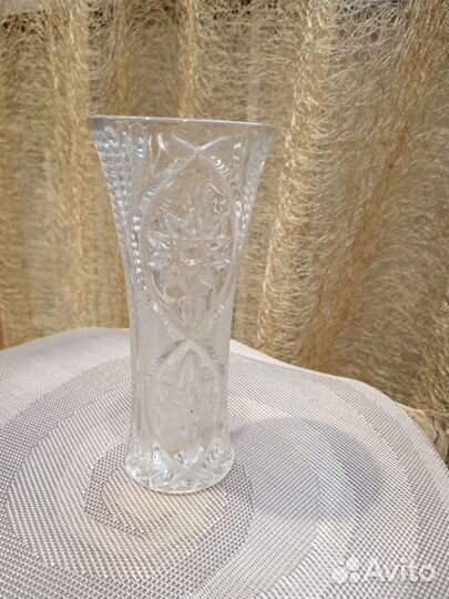 Хрустальная ваза