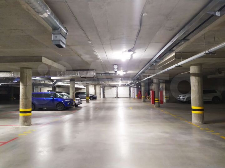 Машиноместо, 14 м²