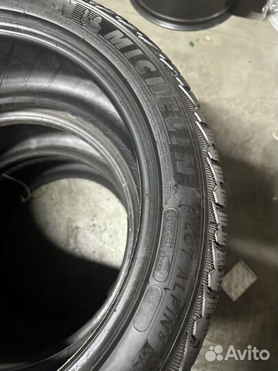 Michelin Pilot Alpin 5 225/45 R18 и 245/40 R18 V