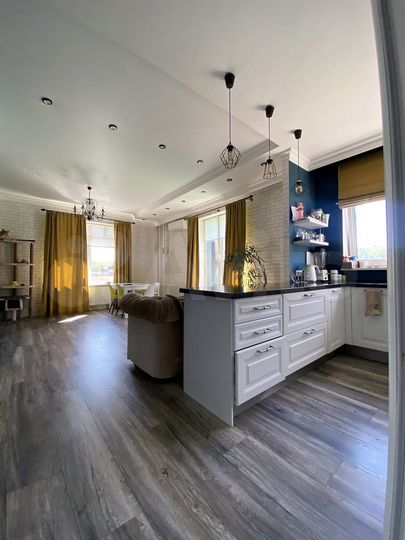 4-к. квартира, 204 м², 5/6 эт.