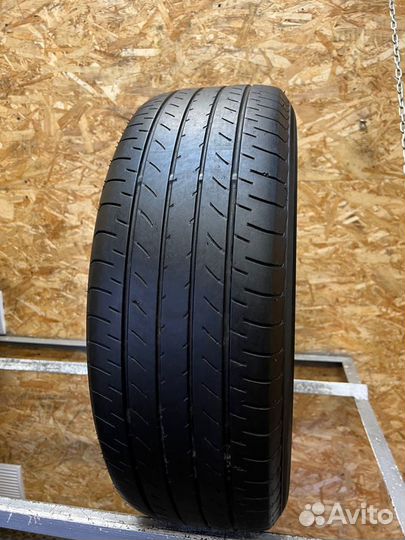 Yokohama BluEarth E51B 225/60 R18 100H
