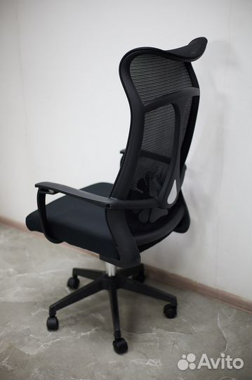 Кресло офисное для персонала сетка