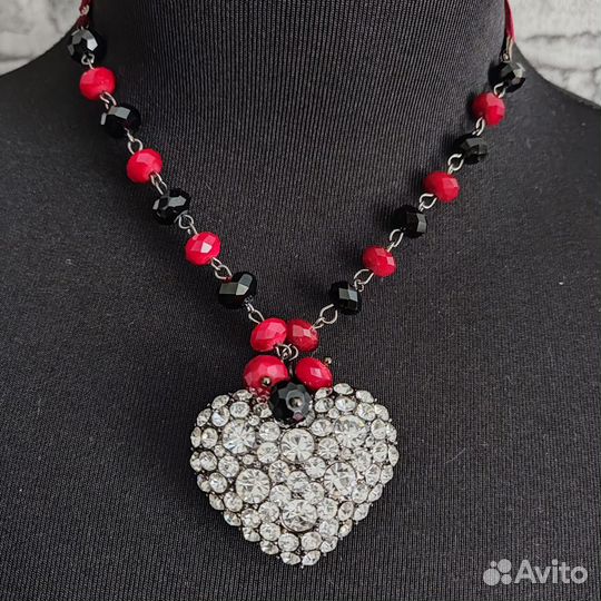 Новые подвески и кулоны