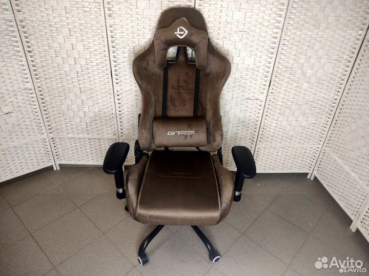 Компьютерное кресло офисное с функцией массажа