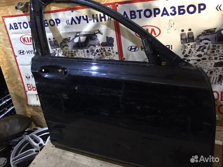 Передняя правая дверь BMW 730