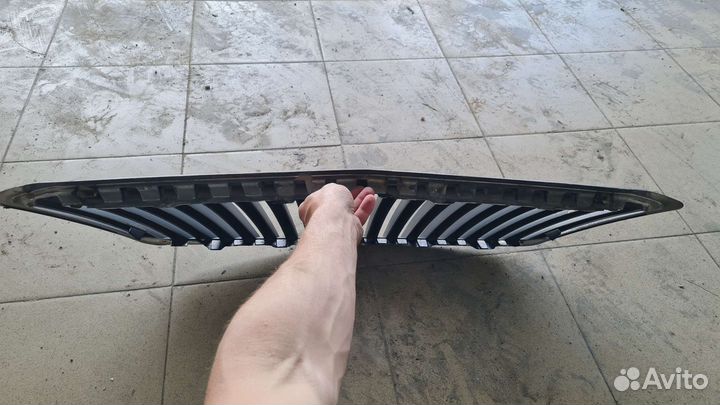 Решетка радиатора toyota harrier lexus rx300 rx330