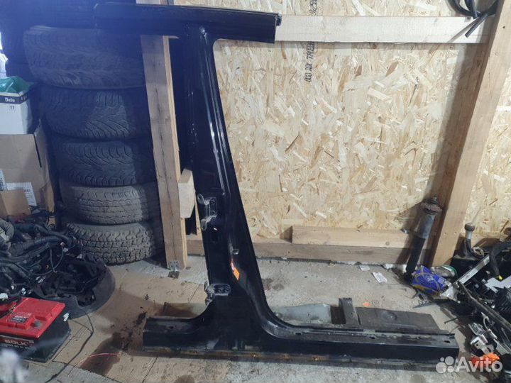 Порог правый Nissan Murano Z50 VQ35DE 2003