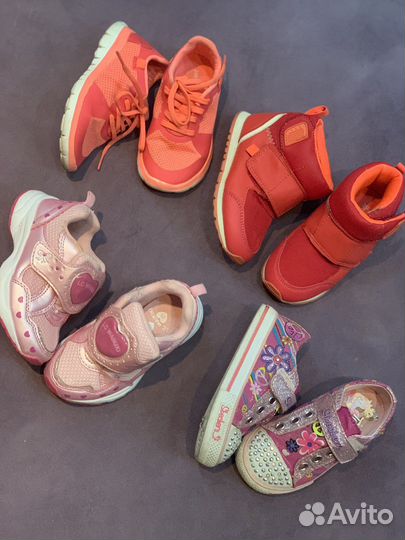 Кроссовки для девочки