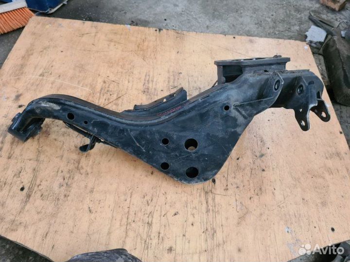 Рычаг продольный задний левый Renault Koleos 2010