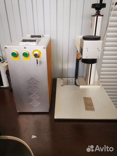 Лазерный гравер по металлу