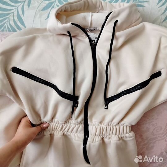 Комбинезон женский спортивный теплый