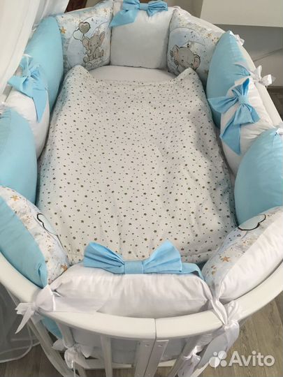 Комплект в детскую кроватку (бортики, одеяло детск
