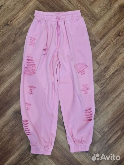 Штаны рваные женские