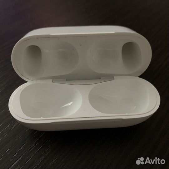 Кейс airPods pro 1 поколение оригинальный