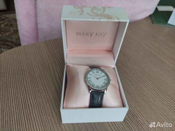 Часы женские Mary Kay