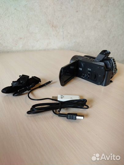 Видеокамера Sony HDR-SR11E