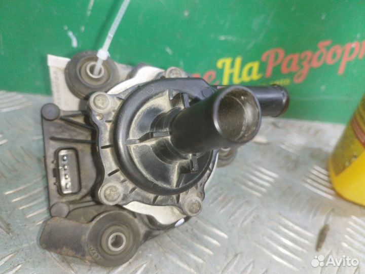 Помпа водяной насос Lexus Ga 450H 2005-08Г
