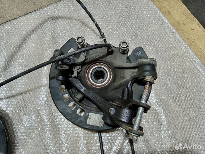 Кулак поворотный задний audi q7 4l