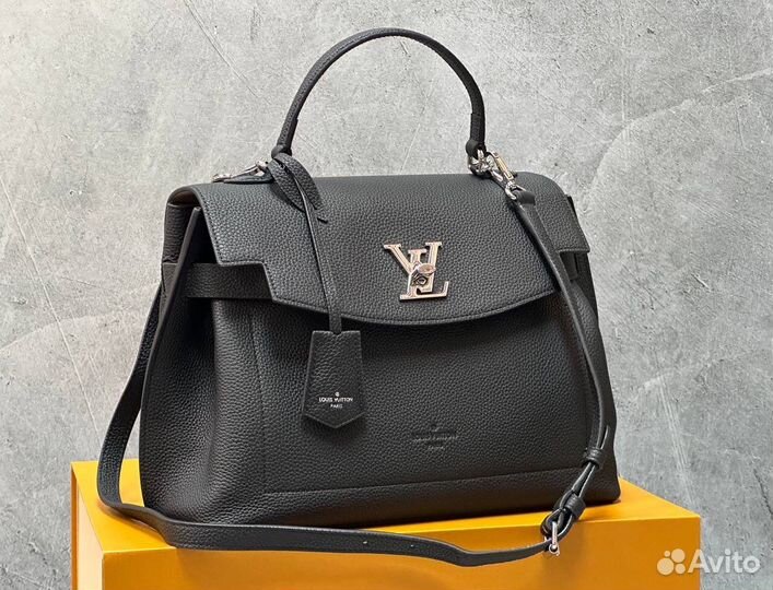 Сумка Louis Vuitton Lockme Ever