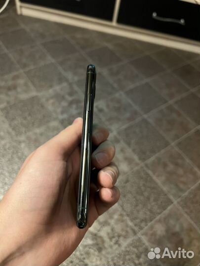 iPhone 11 Pro, 64 ГБ