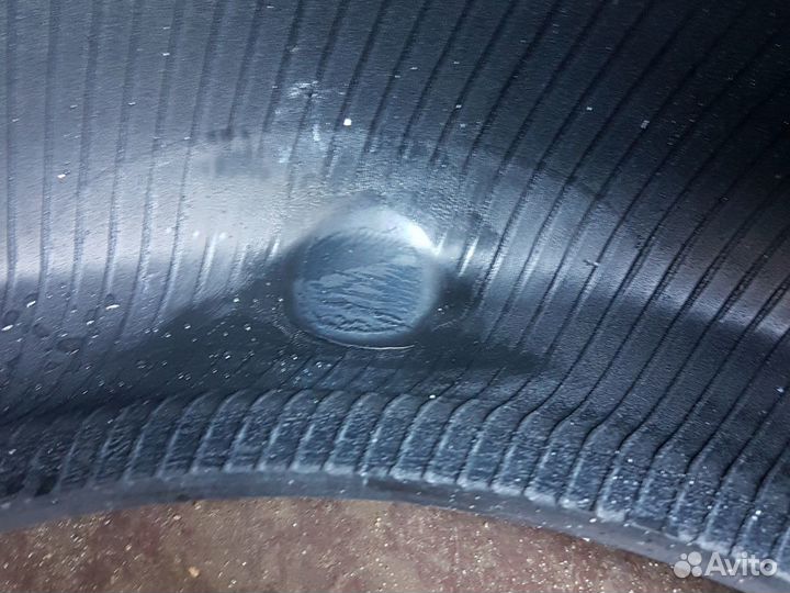 Bridgestone Dueler H/P Sport 215/60 R17