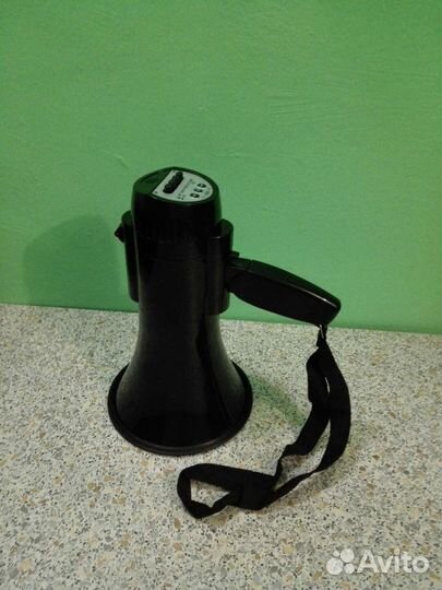 Мегафон ручной 15 Вт MG-206RUL/b черный