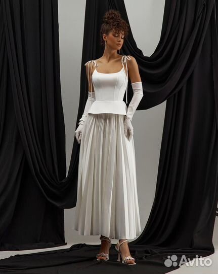 Свадебное платье 42 44 новое