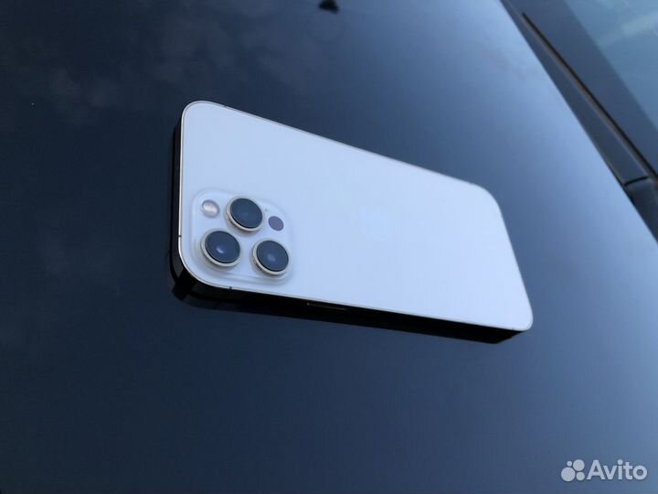 iPhone 12 pro max в идеальном состоянии