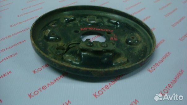 Nissan 44030-8M101 опорный диск задний левый