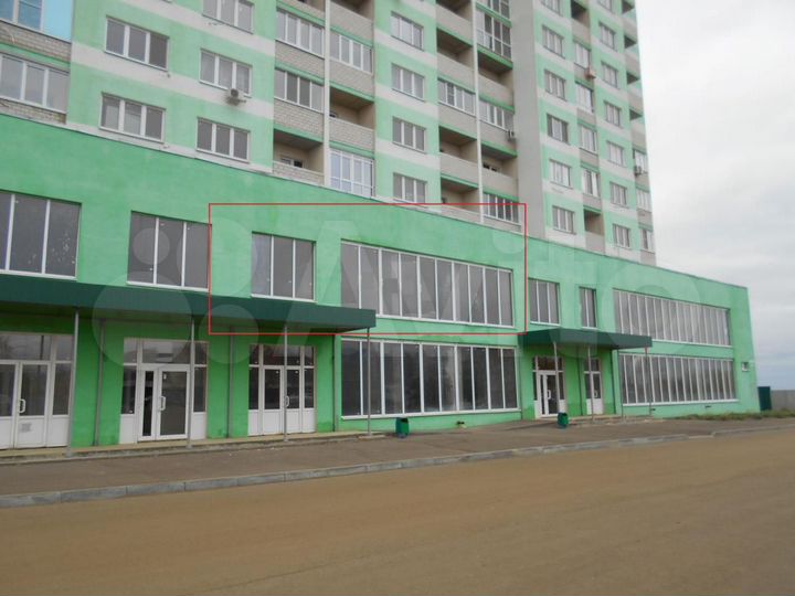 Сдам торговое помещение, 272 м²