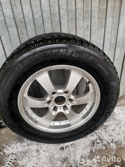 Bridgestone Ice Cruiser 7000 265/65 R17