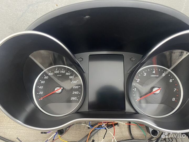 Панель приборов Mercedes W205