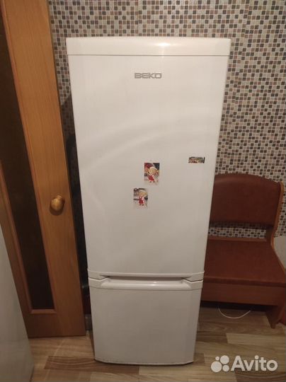 Холодильник beko, на запчасти, можно починить